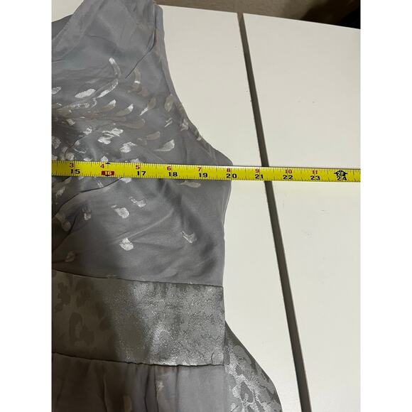 Lane Bryant Silver Sleeveless Flowy Midi Evening Dress – Women’s Size 16 - Picture 5 of 6